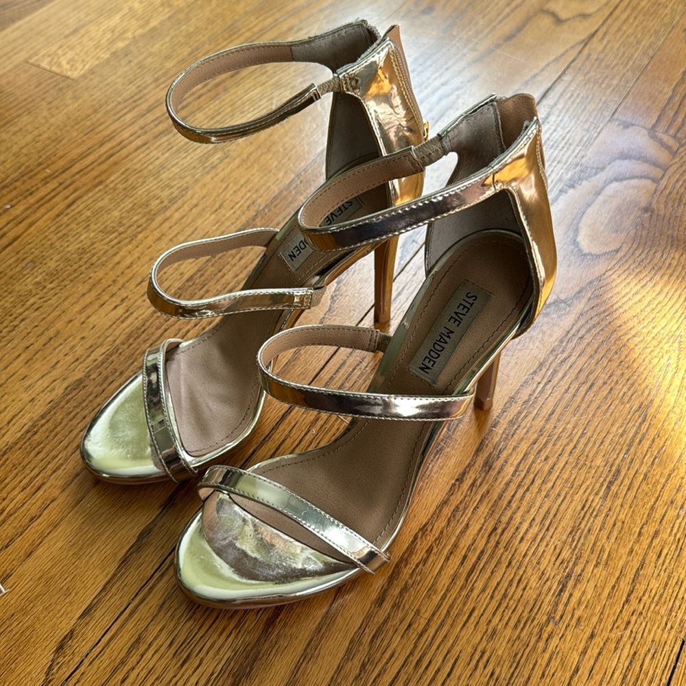 Steve Madden Gold Leather Minimalist strap heel, size 7.5
